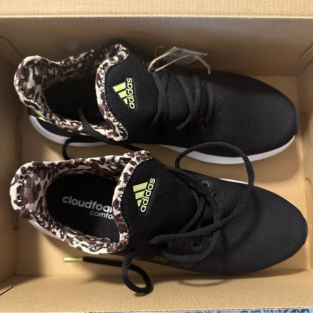 Adidas cloud foam pure running shoes